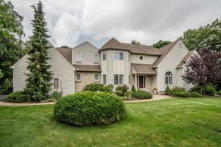 39 Tania Drive, Manchester, CT 06040