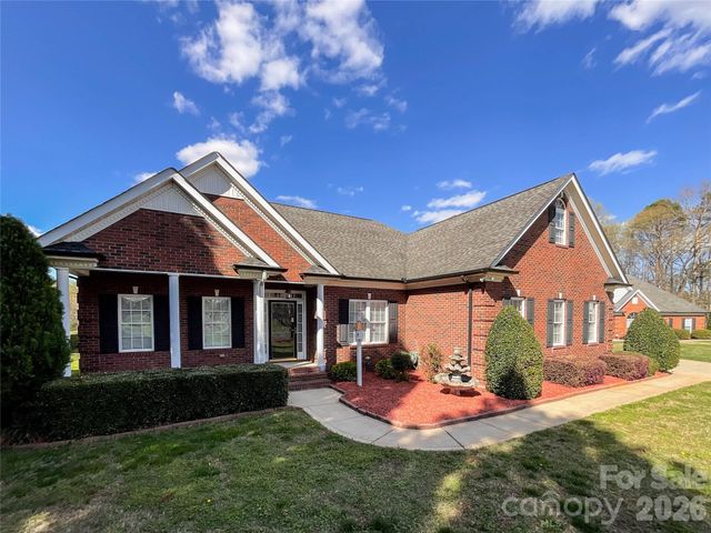1406 Kent Court, Monroe, NC 28110