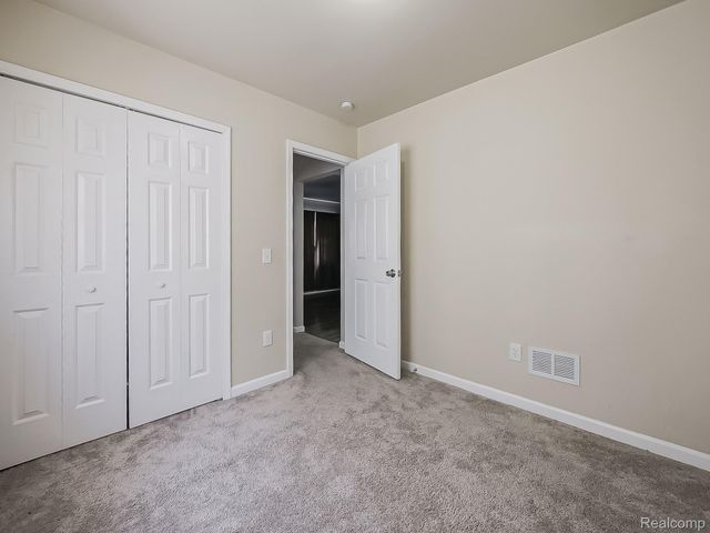 1837 E Granet Avenue, Hazel Park, MI 48030