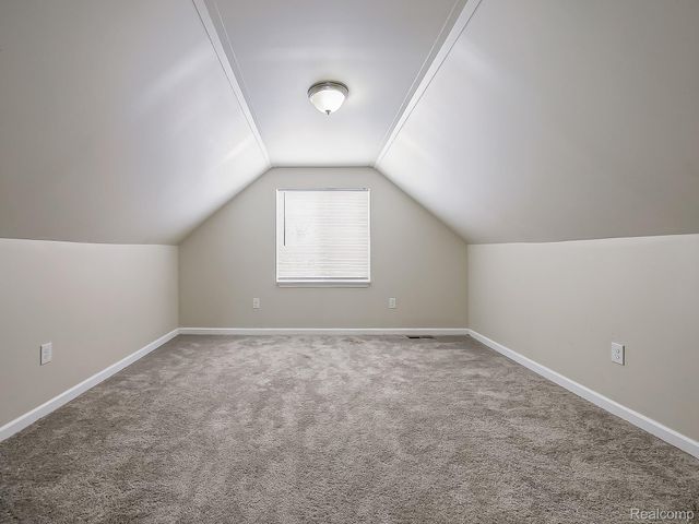 1837 E Granet Avenue, Hazel Park, MI 48030