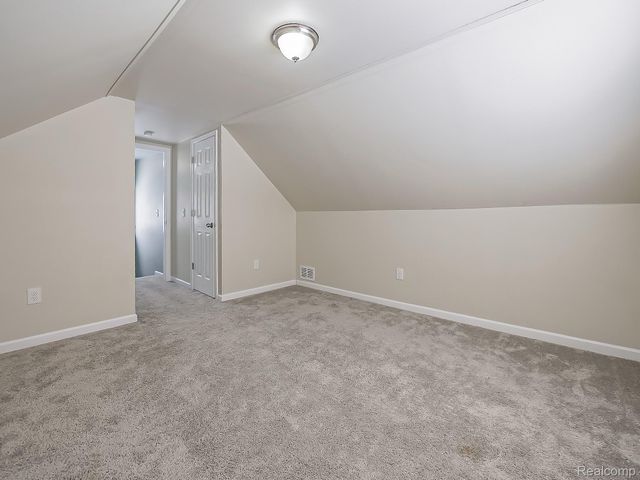 1837 E Granet Avenue, Hazel Park, MI 48030