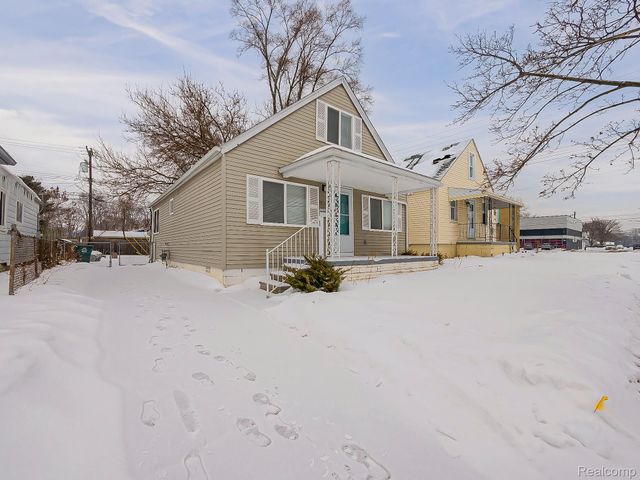 1837 E Granet Avenue, Hazel Park, MI 48030