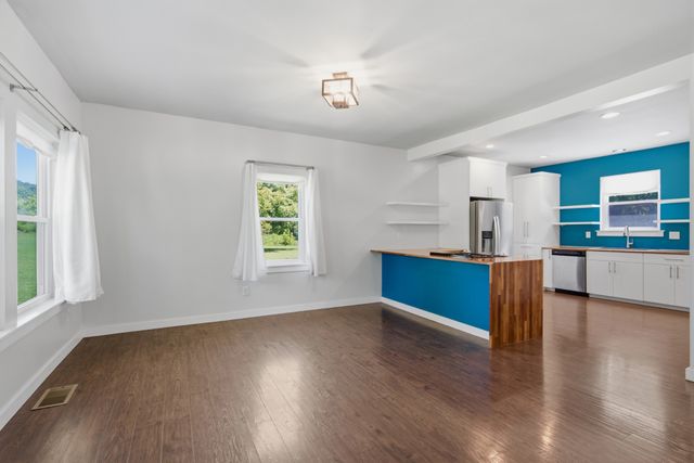 1389 Louisville Hwy, Goodlettsville, TN 37072