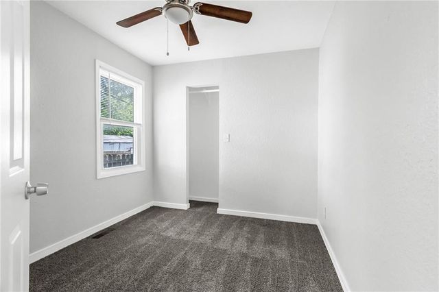 8205 Rose Street, Pleasant Valley, MO 64068
