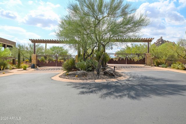 27000 N Alma School Parkway 2014, Scottsdale, AZ 85262