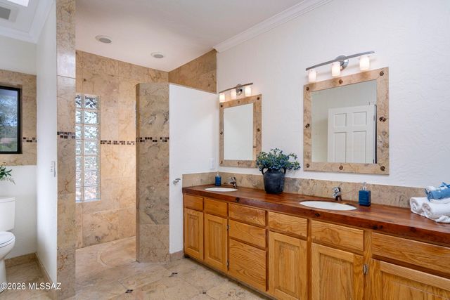5360 N Apache Hills Trail, Tucson, AZ 85750