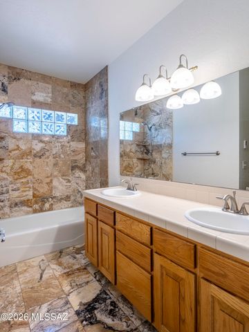 5360 N Apache Hills Trail, Tucson, AZ 85750