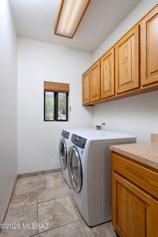 5360 N Apache Hills Trail, Tucson, AZ 85750