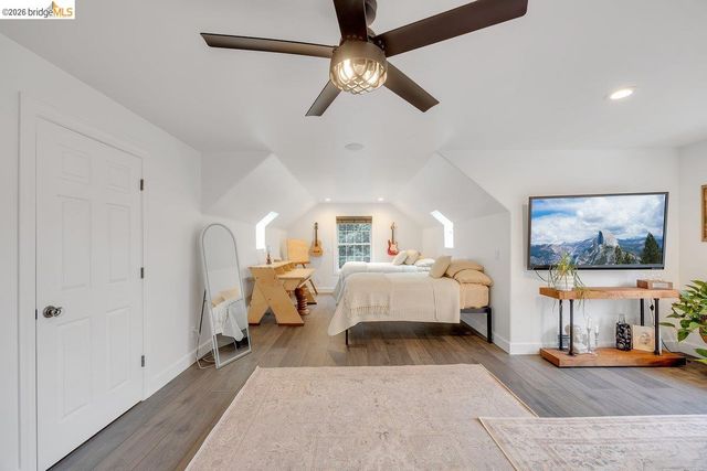 21950 Lyons Bald Mountain Rd, Sonora, CA 95370