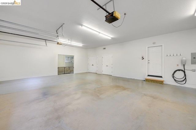 21950 Lyons Bald Mountain Rd, Sonora, CA 95370
