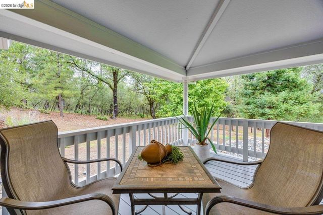 21950 Lyons Bald Mountain Rd, Sonora, CA 95370