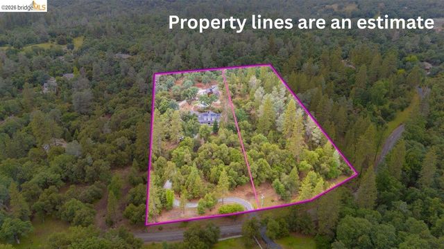 21950 Lyons Bald Mountain Rd, Sonora, CA 95370