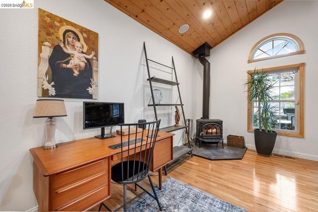 21950 Lyons Bald Mountain Rd, Sonora, CA 95370
