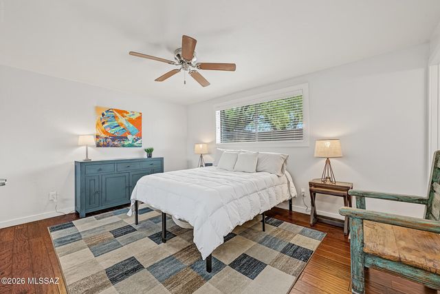 2523 W Calle Parai­so, Tucson, AZ 85745