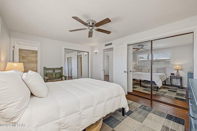 2523 W Calle Parai­so, Tucson, AZ 85745