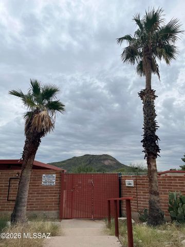 2523 W Calle Parai­so, Tucson, AZ 85745