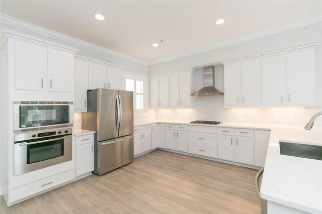 114 E DAVIS BOULEVARD 13, Tampa, FL 33606