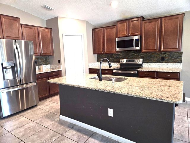 1512 CLIMBING DAYFLOWER DRIVE, Ruskin, FL 33570