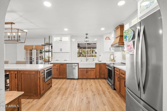 11428 W WILLOW Lane, Avondale, AZ 85392