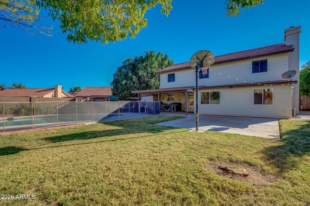 11428 W WILLOW Lane, Avondale, AZ 85392