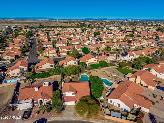 11428 W WILLOW Lane, Avondale, AZ 85392