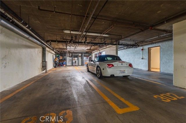 432 South Hamel Road 302, Los Angeles, CA 90048