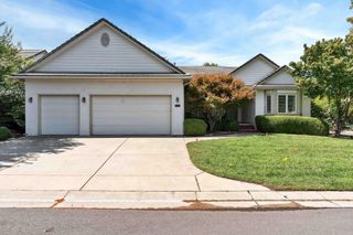 665 N Crest Ridge Ct, Wichita, KS 67230