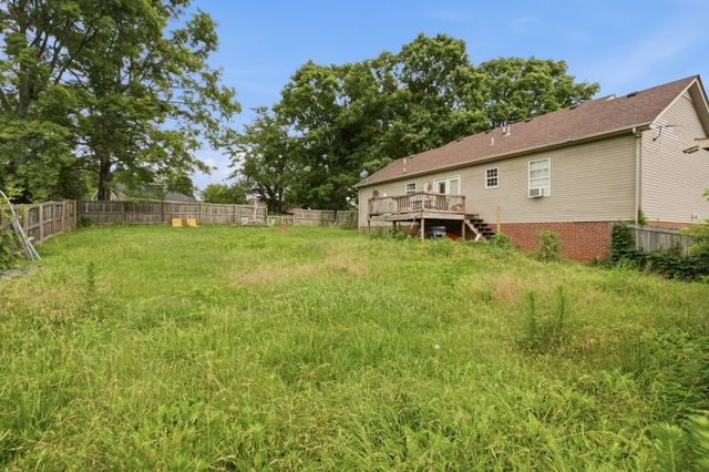 112 Ashley Ct, White House, TN 37188