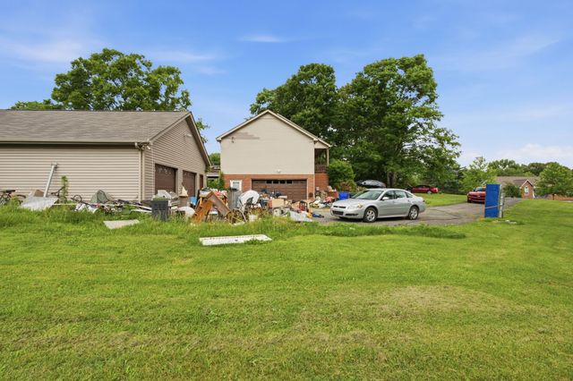 112 Ashley Ct, White House, TN 37188