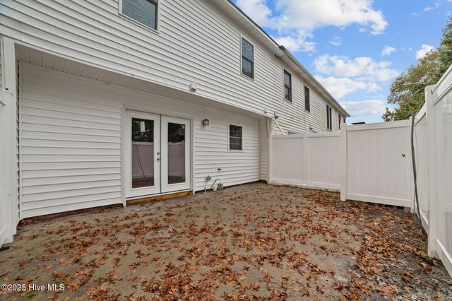 1113 Grovemont Drive G4, Greenville, NC 27834