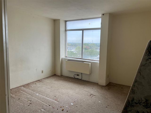 7520 Hornwood Drive 602, Houston, TX 77036