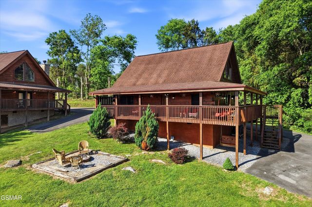 1824 Trout Way, Sevierville, TN 37862