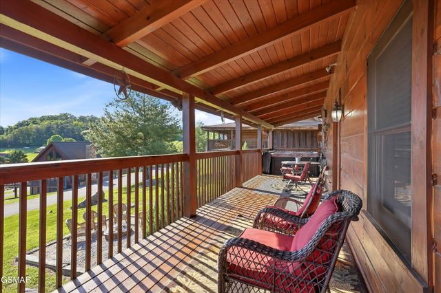 1824 Trout Way, Sevierville, TN 37862