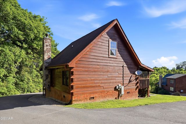 1824 Trout Way, Sevierville, TN 37862