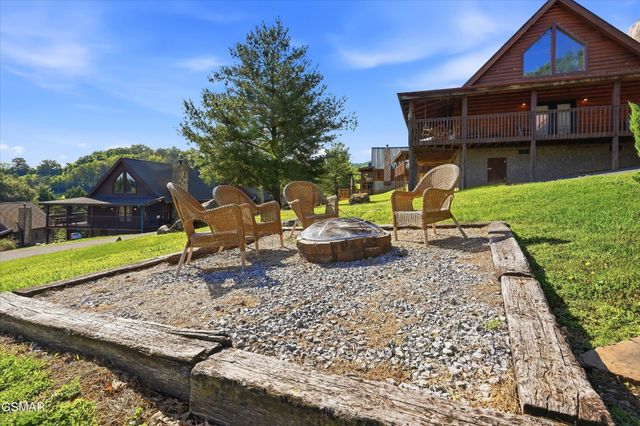 1824 Trout Way, Sevierville, TN 37862