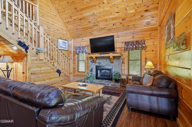1824 Trout Way, Sevierville, TN 37862