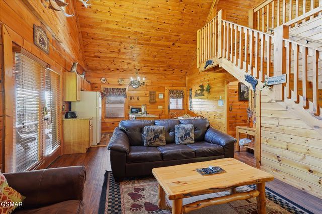 1824 Trout Way, Sevierville, TN 37862