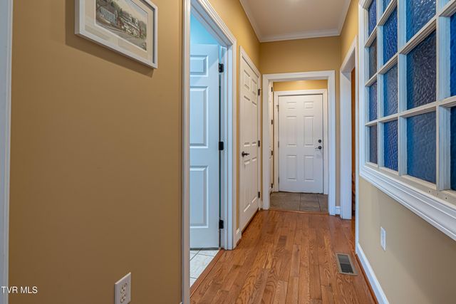 21030 Skyward Drive, Abingdon, VA 24211