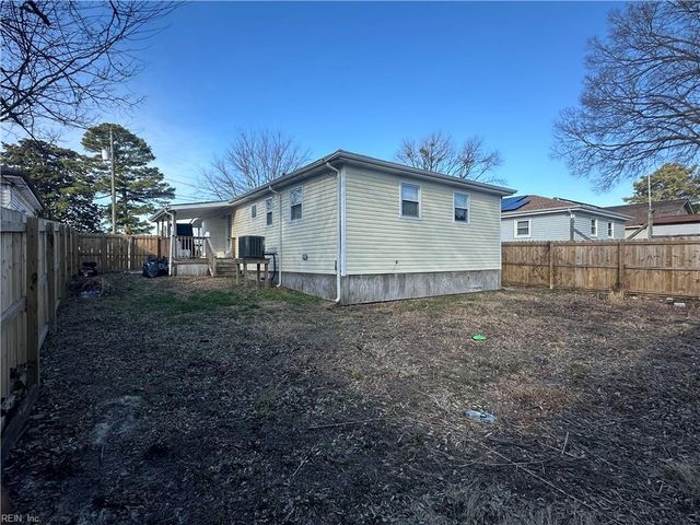 3858 Wake CIR, Norfolk, VA 23513