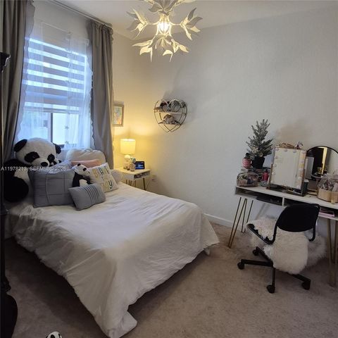 10261 SW 228th Ter, Miami, FL 33190