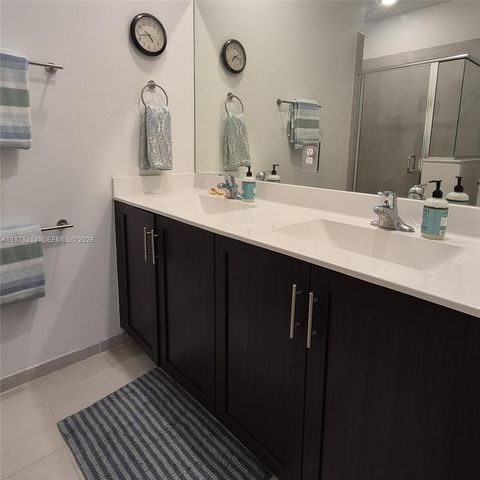 10261 SW 228th Ter, Miami, FL 33190