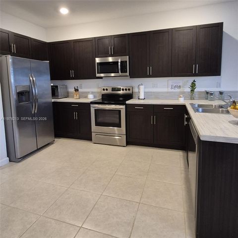 10261 SW 228th Ter, Miami, FL 33190