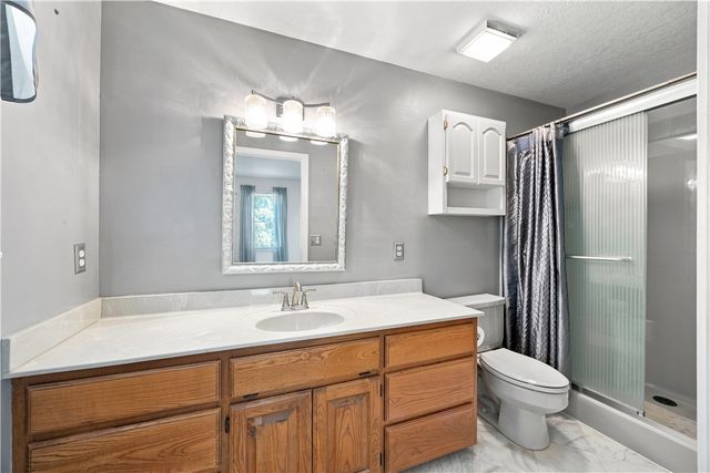 14341 Fox Road, Rogers, AR 72756