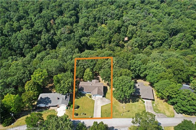 14341 Fox Road, Rogers, AR 72756