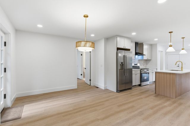 212 Nokes Dr, Hendersonville, TN 37075