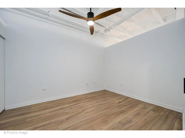 20 N State Street 411, Chicago, IL 60602