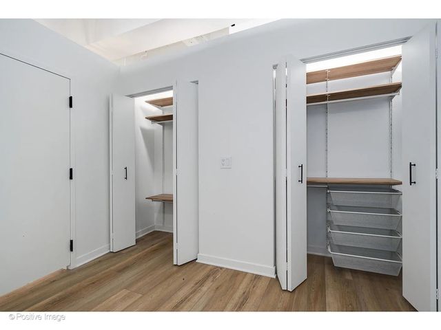 20 N State Street 411, Chicago, IL 60602