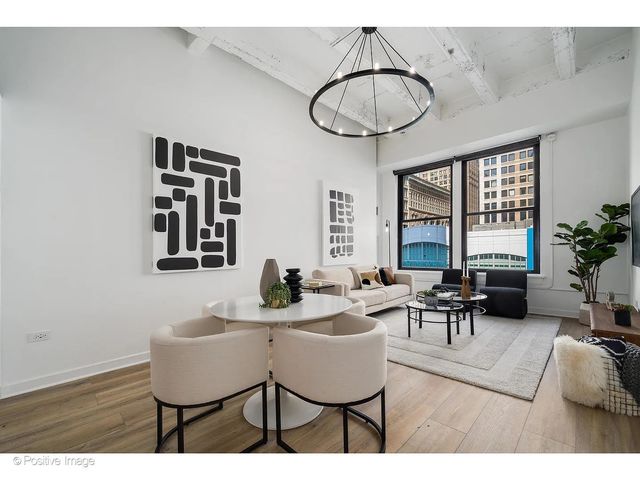 20 N State Street 411, Chicago, IL 60602