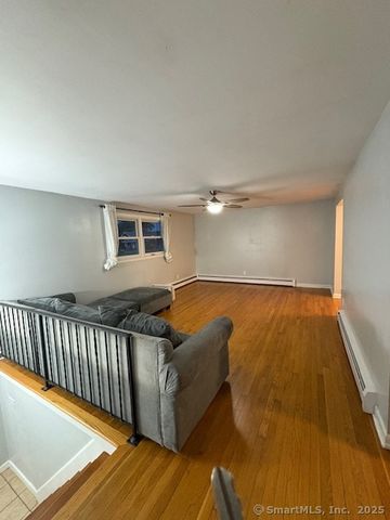 26 Lamphere Road, Waterford, CT 06385