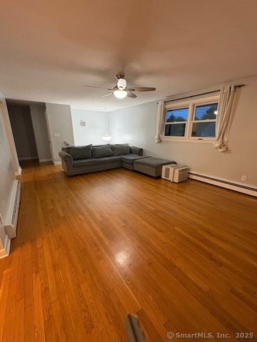 26 Lamphere Road, Waterford, CT 06385